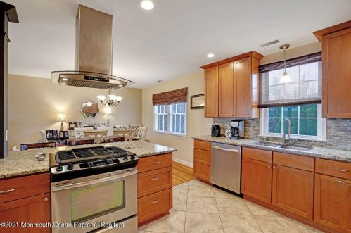 46 Walnut Ave, Tinton Falls NJ 07701-6146 exterior