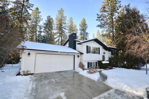 15611 Myrtle St, Green Bluff, WA 99021-9544