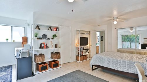 224 Western Ave, Glendale CA  91201-2830 exterior