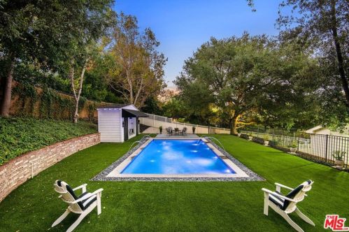 4477 Woodley Ave, Van Nuys, CA 91436-3458