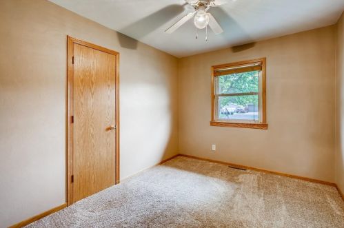 675 Hiawatha Ave, Saint Paul MN  55127-5116 exterior