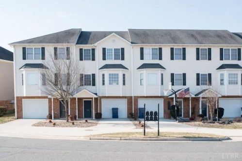 751 Wyndhurst Dr, Lynchburg, VA 24502-2699