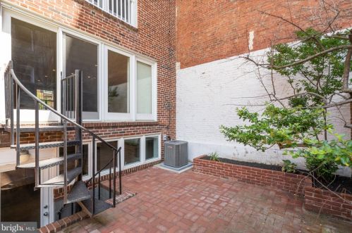 1726 Lombard St, Philadelphia PA  19147-1531 exterior