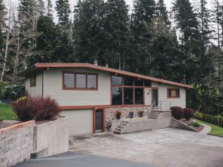 251 Niagara Ave, Tongue Point, OR 97103-5736