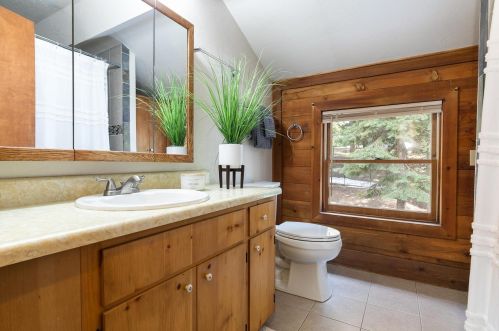 10691 Jeffrey Way, Truckee CA  96161-2518 exterior