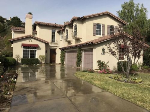 637 Chaparral Ct, Altadena, CA 91001-3858