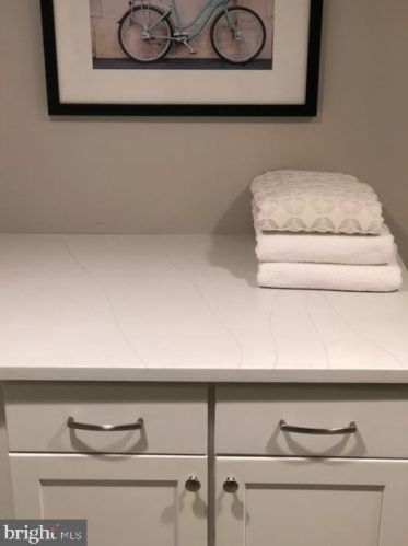 36 Whittier Pkwy, Severna Park MD 21146-3051 exterior