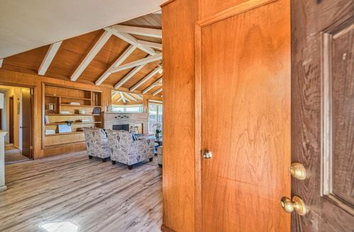 1024 Highland St, Seaside CA 93955-6103 exterior