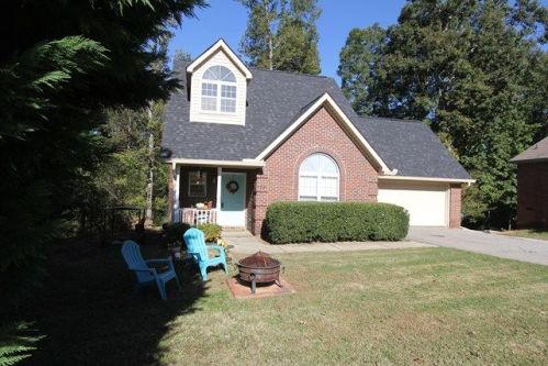 108 Thornhill Ct, Greenwood, SC 29649-2334