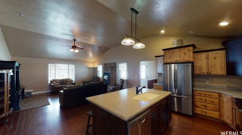 1654 940, Vernal UT  84078-4689 exterior