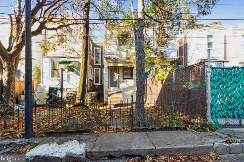 5607 American St, Philadelphia PA  19120-2325 exterior