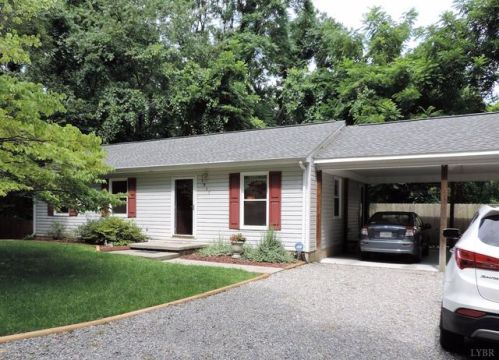 1917 Mulberry St, Salem, VA 24153-4827