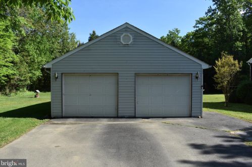 162 Dun Glory Dr, Uno, VA 22738-4007