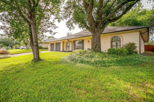 4600 Saldana Dr, Fort Worth, TX 76133-6239