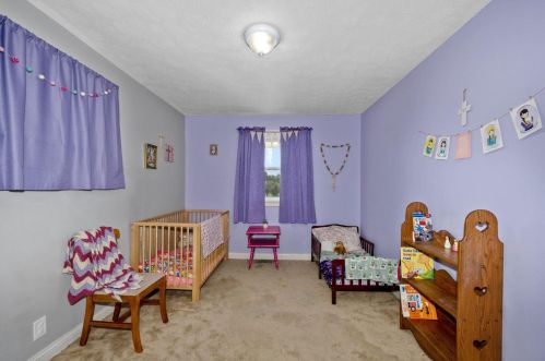 2329 Fairgreen Dr, Cincinnati OH  45238-3230 exterior