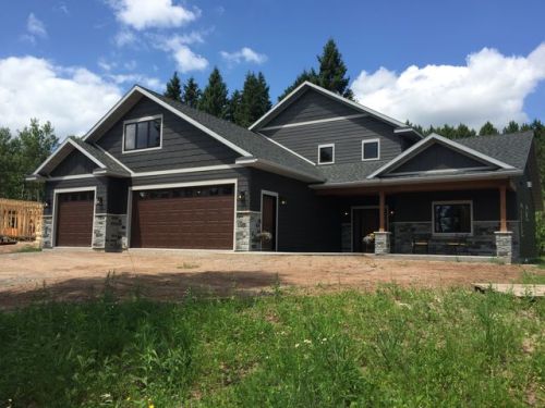 5011 White Pine St, Duluth, MN 55811-1795