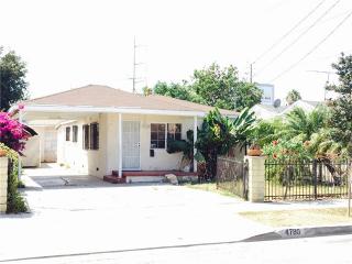 4780 140th St, Hawthorne, CA 90250-6818