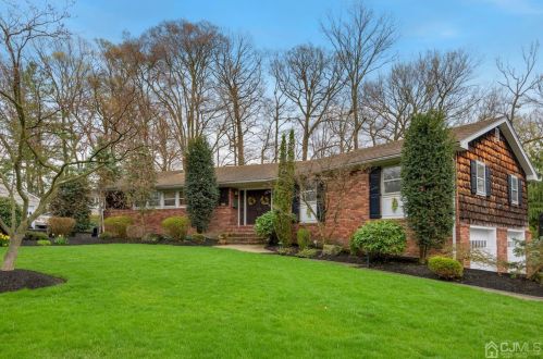 217 Christol St, Metuchen, NJ 08840-1515