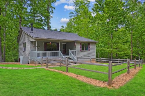 16 Navaho Way, Ellijay, GA 30540-5459