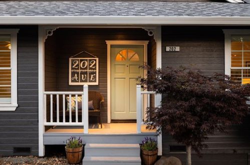 202 Foresthill Ave, Auburn, CA 95603-4332