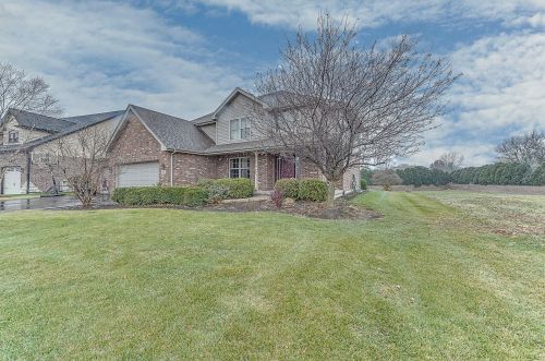19612 Sophie Ct, Frankfort, IL 60423-8896