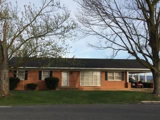 15604 Forestville Rd, Timberville, VA 22853-2520