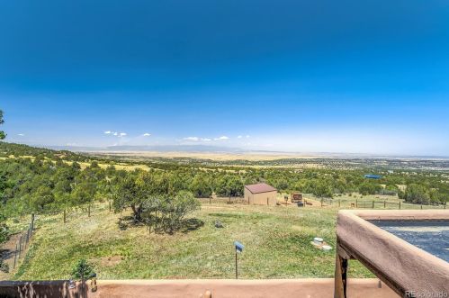 3449 Vaughn View Dr, Pueblo CO  81005-9750 exterior