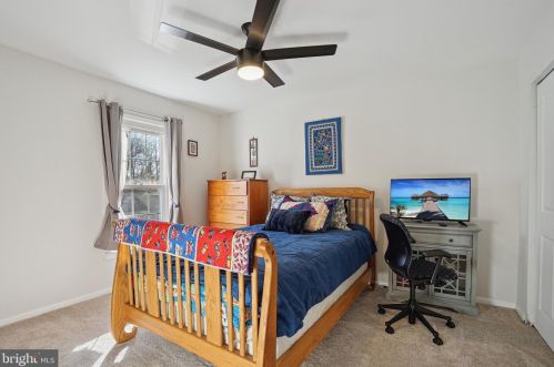 8138 Viola St, Springfield VA  22152-3626 exterior