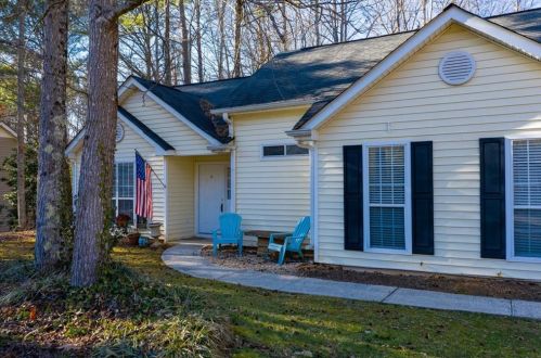 122 Spring Creek Ct, Holly Springs, GA 30115-4143