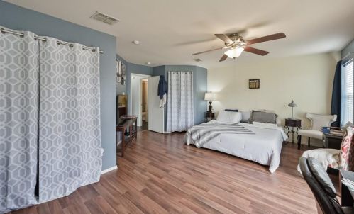 10600 Wild Oak Dr, Fort Worth TX  76140-5437 exterior