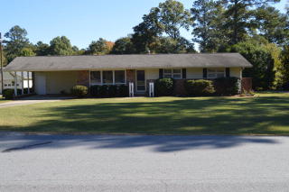 158 Avondale Rd, Greenwood, SC 29649-3006