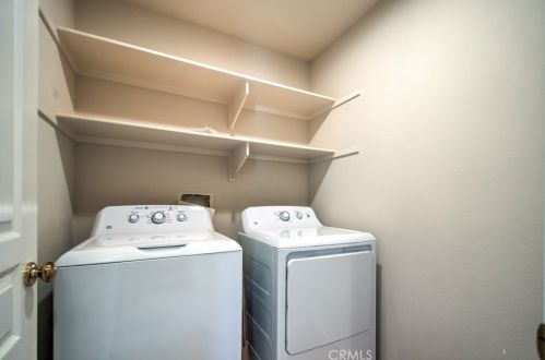 2 Altezza, Irvine CA  92606-8909 exterior