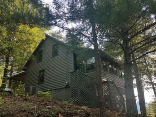 202 Brighton Trl, Townsend, TN 37882-3545