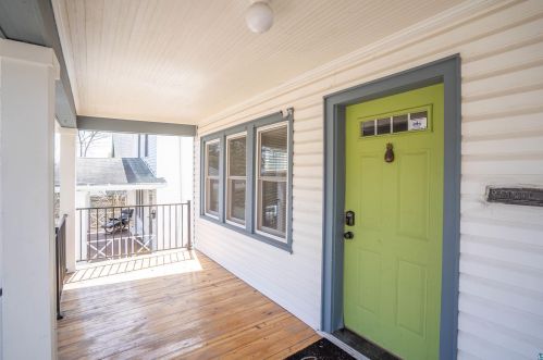 111 Chester Pkwy, Duluth, MN 55805-1531