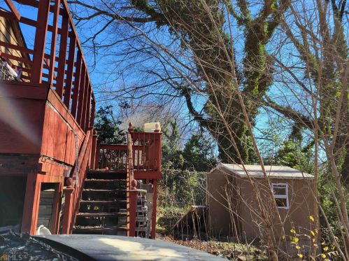 712 Jett St, Atlanta GA  30318-6854 exterior