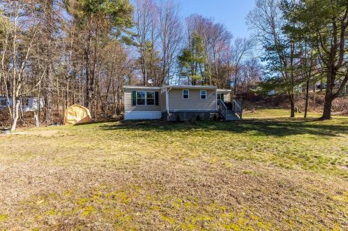 36 Hillside Dr, Allenstown, NH 03275-2440