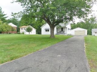 604 Cloverdale Ave, Cincinnati OH  45246-2208 exterior