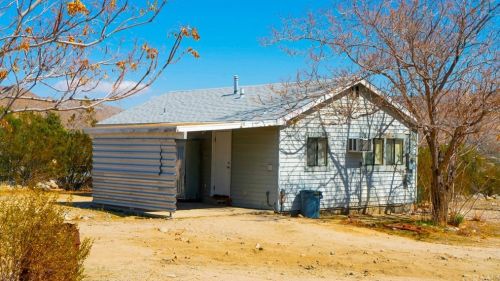 9242 Piedras Trl, Morongo Valley, CA 92256-9458