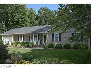 2007 Sunny Ln, Asheboro, NC 27205-7257