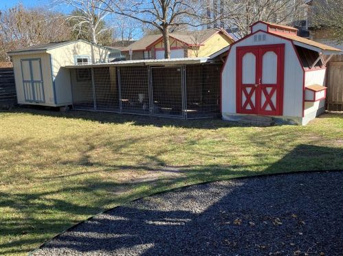 1000 Alegria Rd, Austin TX  78757-3218 exterior