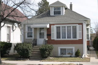 3653 Laramie Ave, Chicago IL  60641-3323 exterior