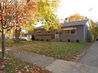 200 Comstock St, Joliet IL  60436-1665 exterior