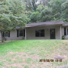 1384 Jackson Cir, Morristown, TN 37813-2510