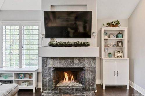 571 Glenhurst Dr, Anaheim CA  92808-1927 exterior