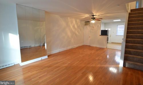 2509 Alder St, Philadelphia PA  19133-1629 exterior