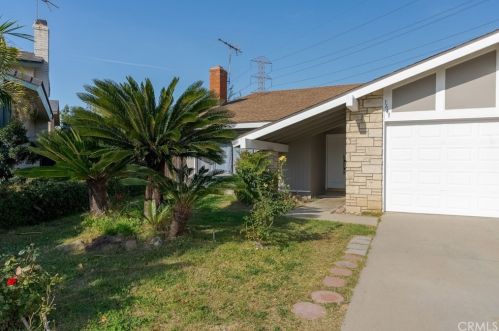 1641 Carnelian St, Anaheim CA  92802-2416 exterior