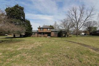 1714 Riverview Dr, Murfreesboro, TN 37129-6017