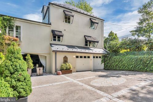 145 Winding Way, Tavistock NJ 08033-3642 exterior