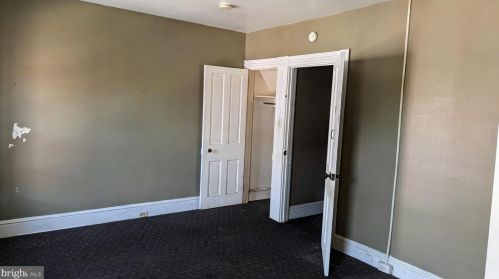 235 Howard Ave, Lancaster PA  17602-3603 exterior