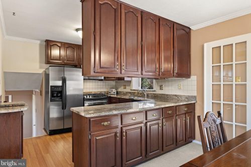 5209 Light St, Springfield VA  22151-2522 exterior